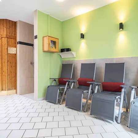 Ferienhaus Freesenbruch Reihenhaus 6 - Delfin *